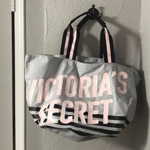 Victoria’s Secret beach bag